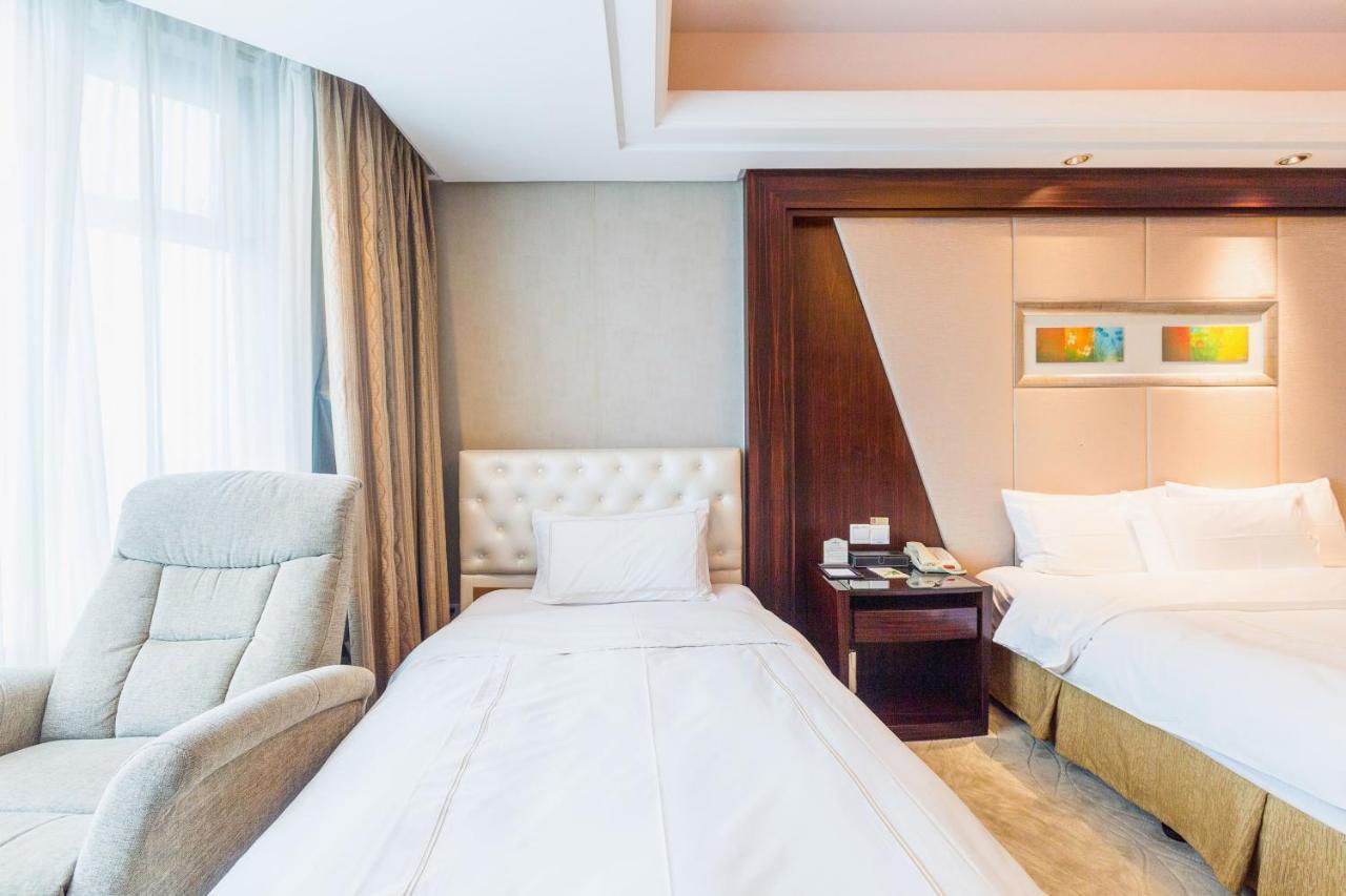 Shu Guang International Hotel Nanking Buitenkant foto