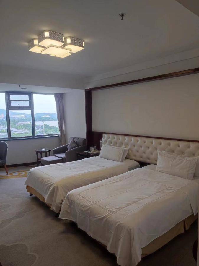 Shu Guang International Hotel Nanking Buitenkant foto