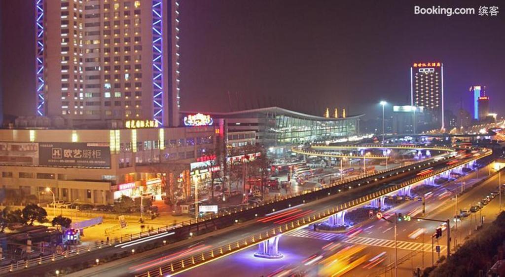 Shu Guang International Hotel Nanking Buitenkant foto